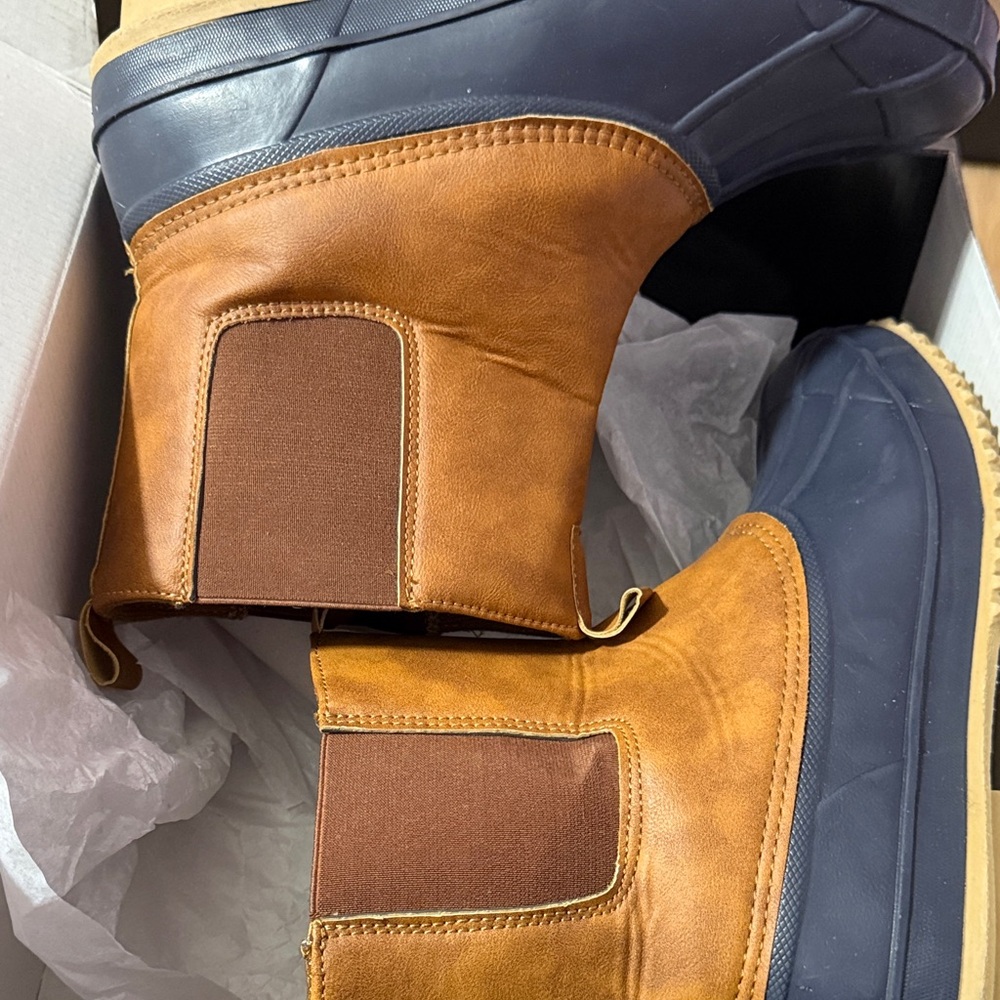 Torrid Chelsea Duck Boot Brown and Navy Sz 10.5 Wide